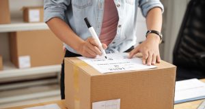 Truy thu tiền ship sàn TMĐT, chi tiết nhỏ, hậu quả lớn!